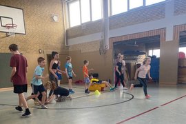 Kinder beim Sport